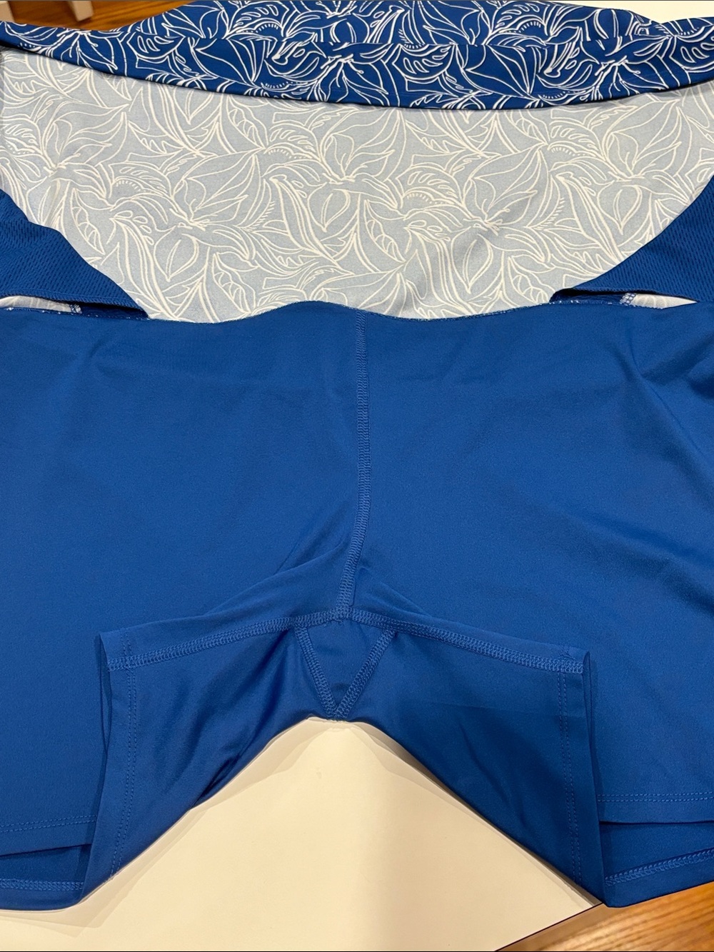 Tommy Bahama Active Golf Tennis Skort Skirt Tropical Print Blue White Womens XL - Picture 9 of 15